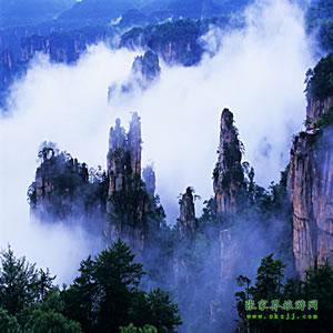 武漢往返:張家界、鳳凰古城、韶山六日游,每周一、周四發團
